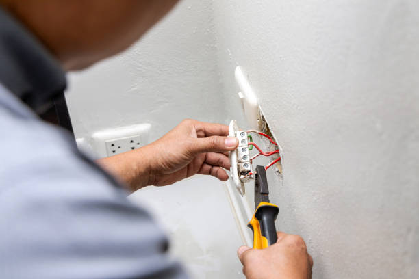 Best Affordable Emergency Electrician  in Rutherford, PA